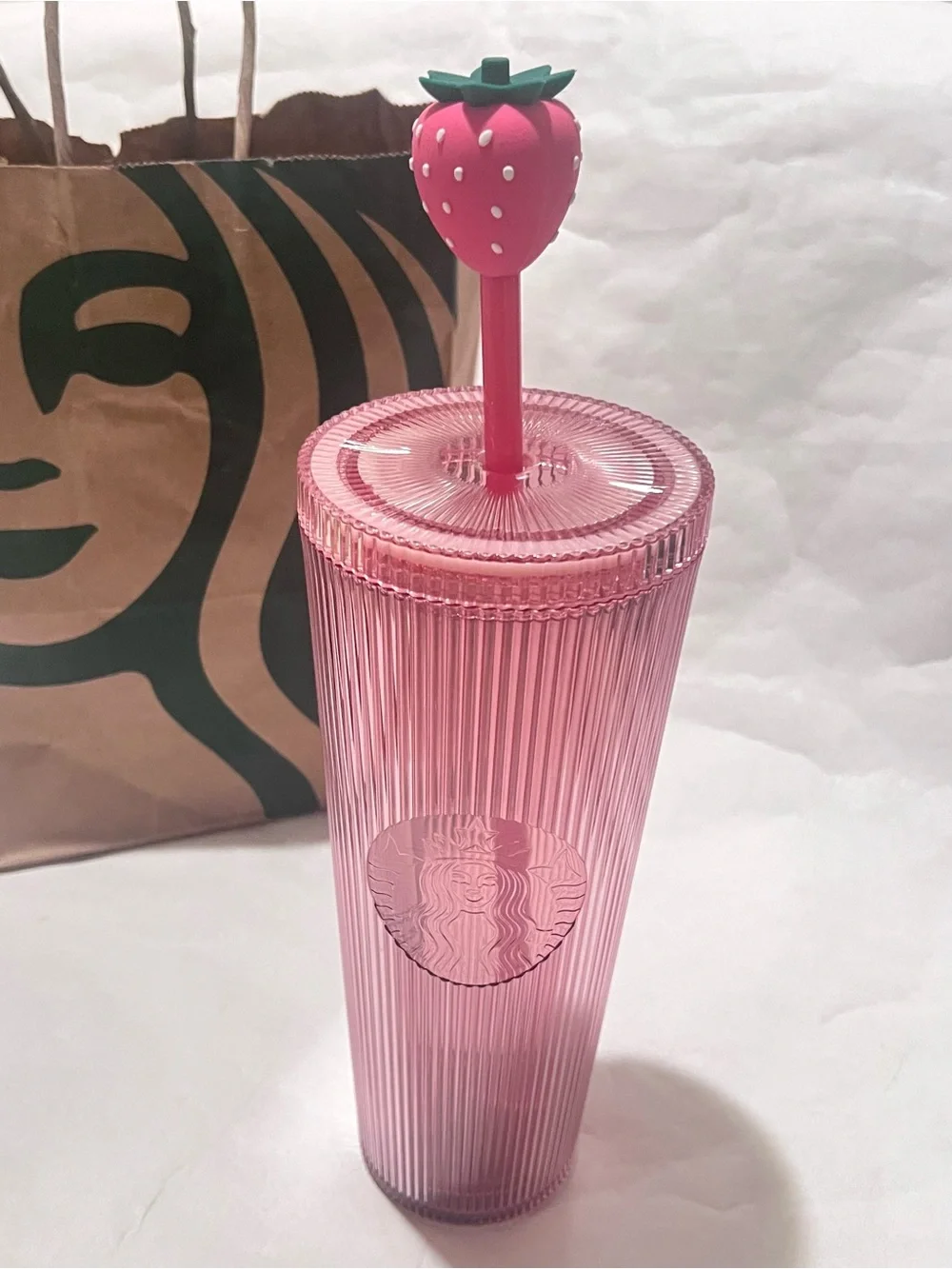 Starbucks Pink Tumbler Cold Cup with Strawberry Topper & Reusable Straw 24oz
